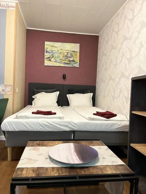 Stylish Apartment With Shared Rooftop Terrace/Jacuzzi Budapest